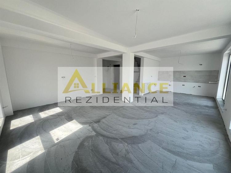 Vila Individuala - 5 camere-3 bai-Strada Miorita-500 M  de STV - 11
