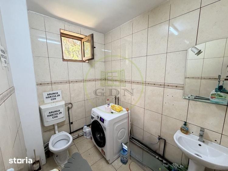 Casă cu 8 camere cu Teren 1787 Mp în Mofleni