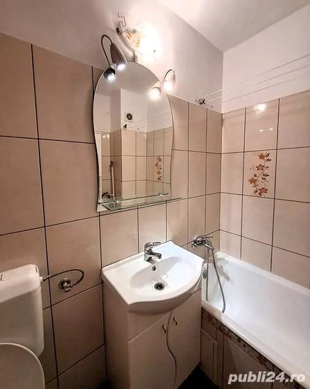 Garsonieră decomandată în Central