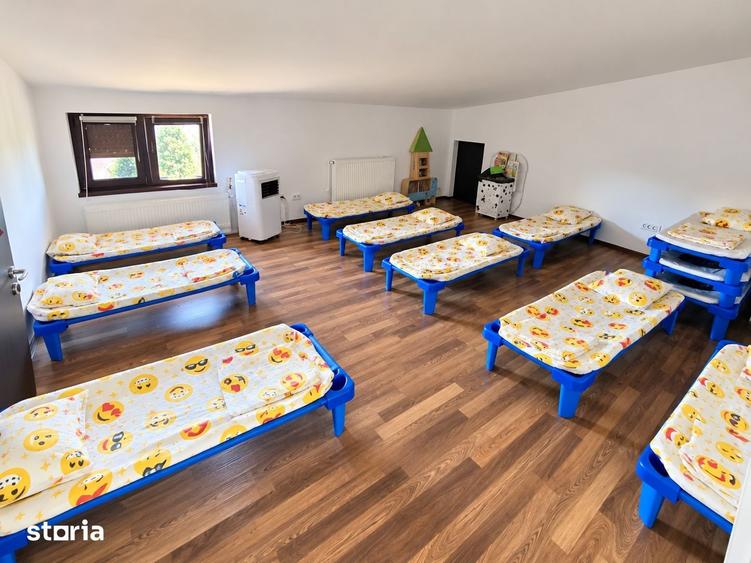 Casă cu 7 camere cu Teren 760 Mp în Port