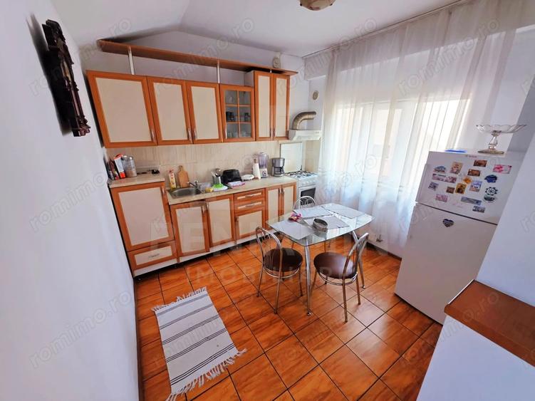 Casă cu 4 camere cu Teren 456 Mp în Central