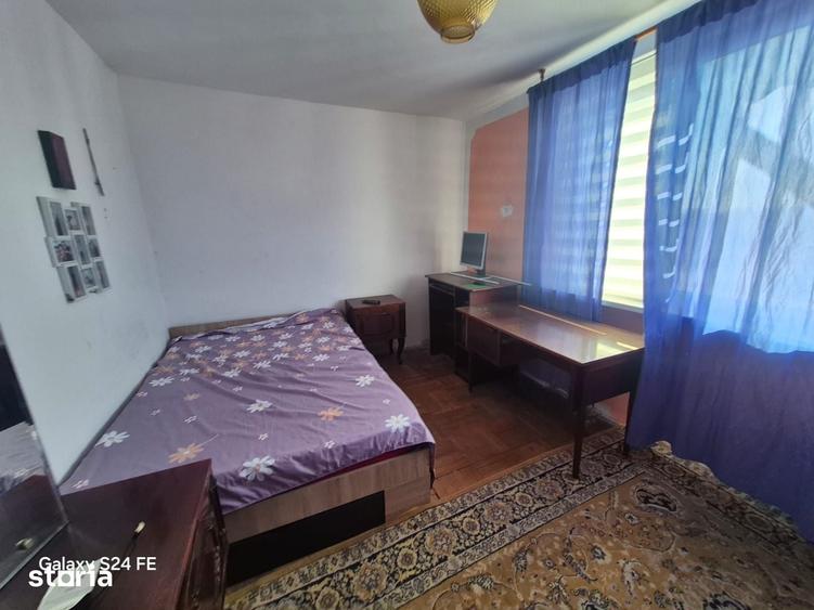 Apartament cu 3 camere în Dărmănești