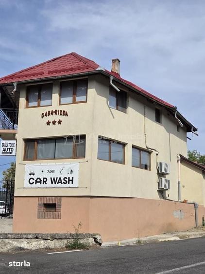 Casă cu 8 camere cu Teren 316 Mp în Dăești