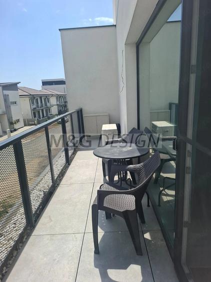 Apartament cu 2 camere semidecomandat în Ghiroda