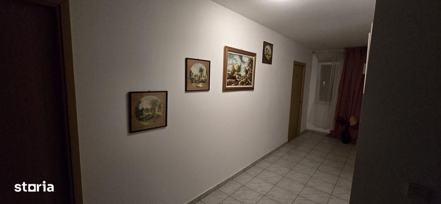 Casă cu 4 camere în Eforie