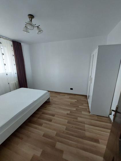 Apartament cu 2 camere semidecomandat în Iancului