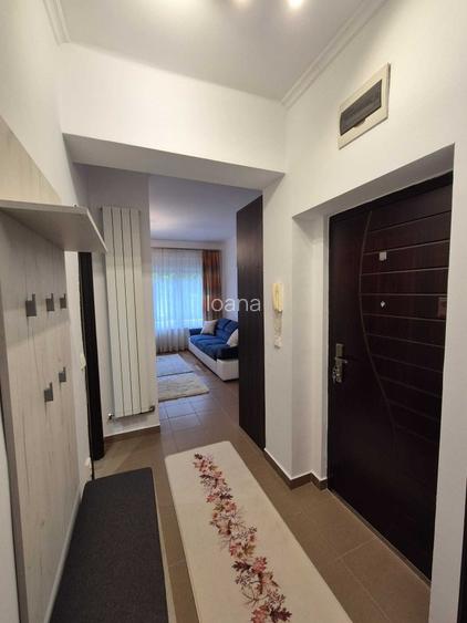 Proprietar Inchiriez Apartament Central cu 2 Camere complet mobilat si utilat