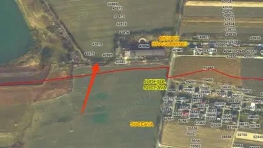 Teren de 3400 mp, în Mitocu Dragomirnei