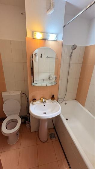 Apartament cu 3 camere decomandat în Ultracentral