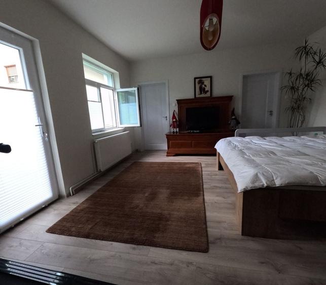 Casă Renovată cu Grădină | 227 mp | 3 Terase | 3 Dormitoare | Milcov - 23
