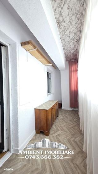 Apartament cu 3 camere decomandat în Gară