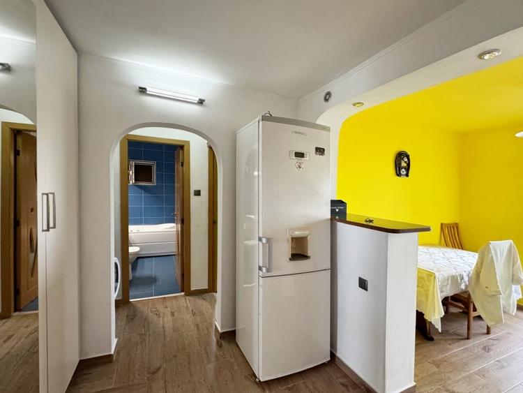 Apartament cu 2 camere decomandat, mobilat în Inel II