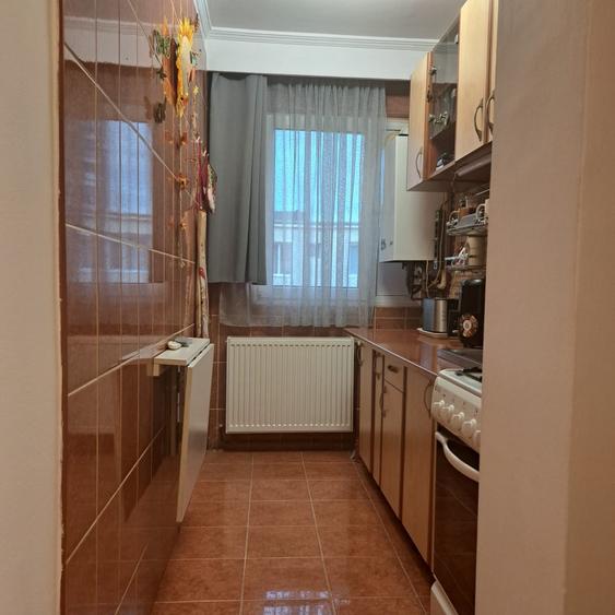 Apartament cu 2 camere semidecomandat în Prislopu Mic