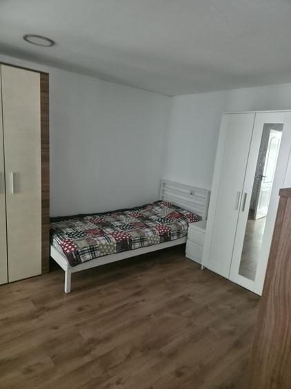 Casă cu 2 camere cu Teren 800 Mp în Central