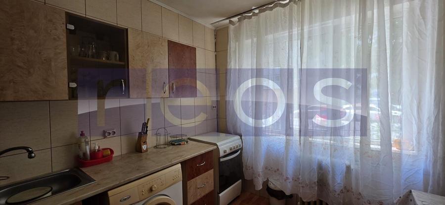 Apartament cu 3 camere, mobilat în Dristor