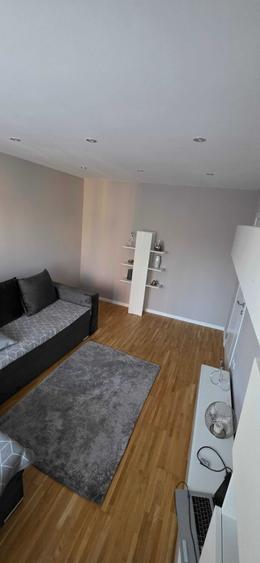 Apartament cu 3 camere decomandat în Aurel Vlaicu