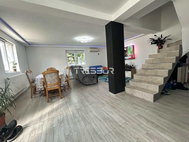 Casă cu 5 camere cu Canalizare în Lumina