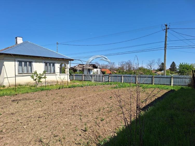 Casă individuală cu 3 camere cu Canalizare în Smeeni