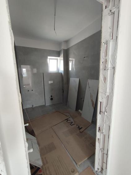 Duplex cu 3 camere cu Canalizare în Nord-Est