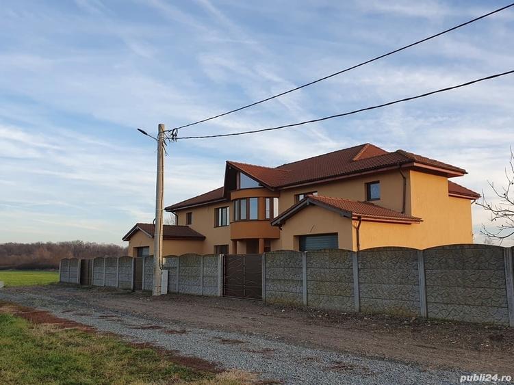 Spațiu comercial, de 450 mp, în Șag