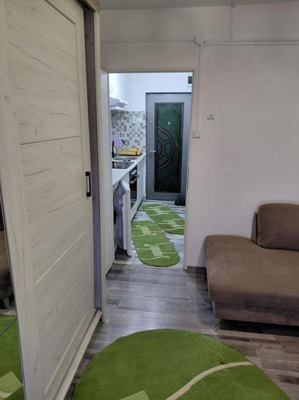 Ofer spre inchiriere camera de camin - 4