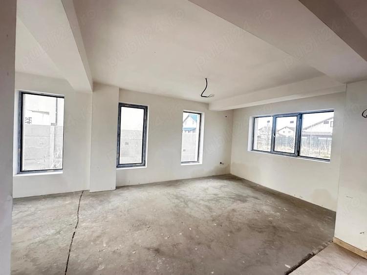 Casă cu 4 camere cu Teren 434 Mp în Berceni