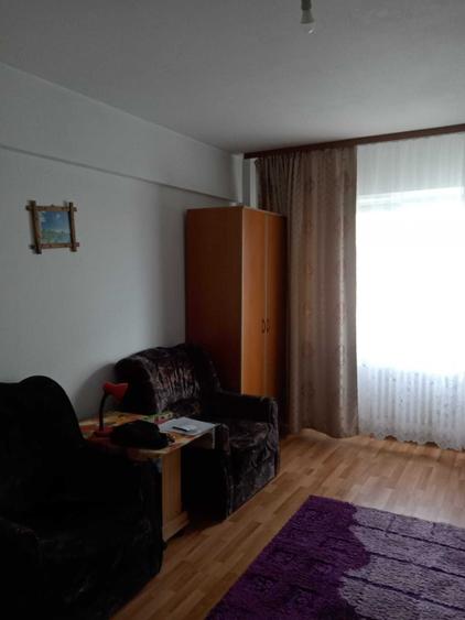 Garsonieră decomandată în Berceni