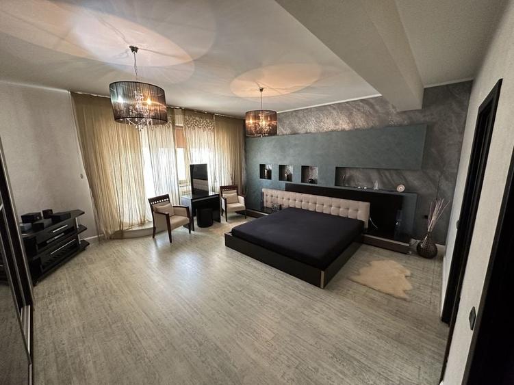 Casă cu 4 camere în Buzaului