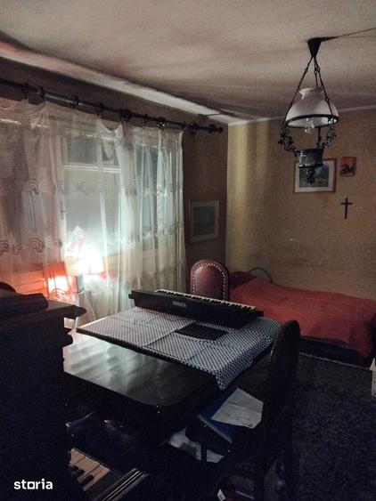Apartament cu 3 camere decomandat în Șagului