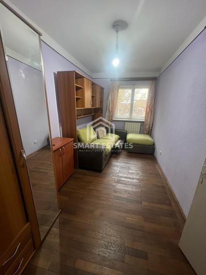 Apartament cu 3 camere semidecomandat, mobilat în Oltenița