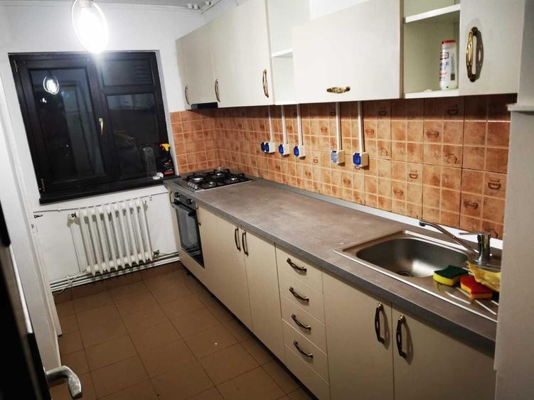 Apartament cu 3 camere decomandat în Ultracentral