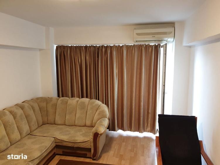 Apartament cu 2 camere în Păcii