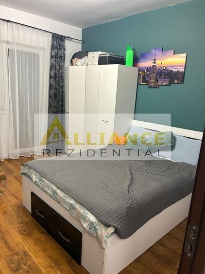 Duplex cu 4 camere cu Canalizare în Central