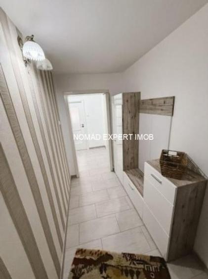 Apartament cu 3 camere în Gorjului