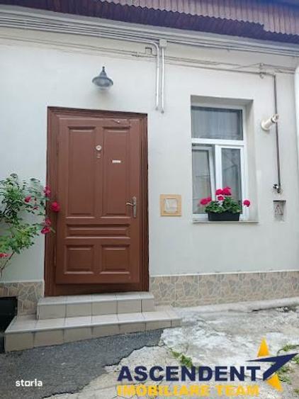 Casă cu 6 camere cu Teren 200 Mp în Centrul Istoric