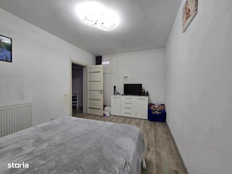 Casă cu 4 camere în Dobroești