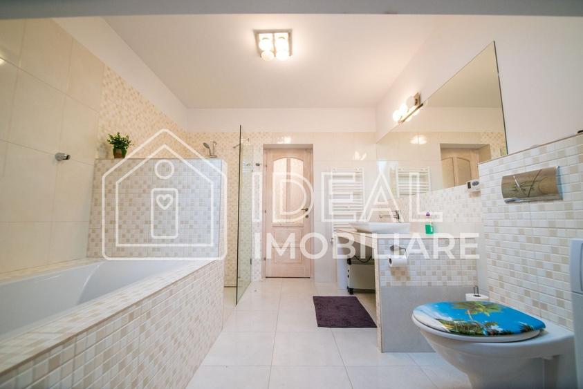 Apartament cu 4 camere decomandat, mobilat în Calea Dumbrăvii