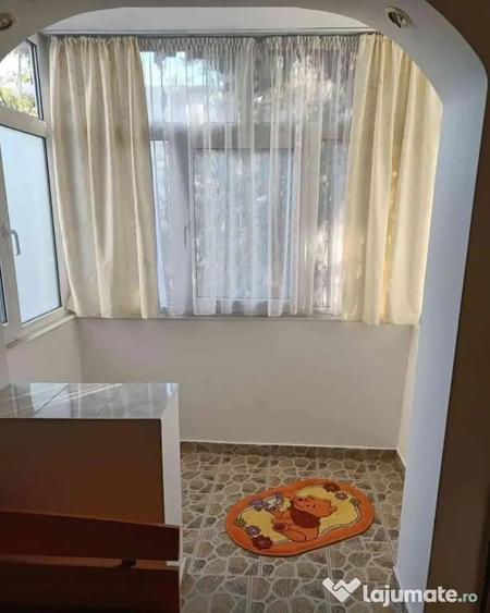 Apartament cu 2 camere semidecomandat în Metalurgie