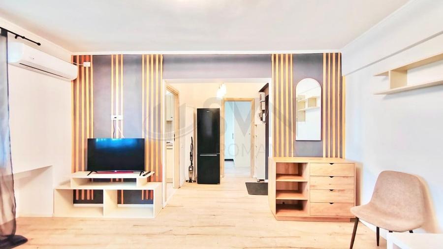 Apartament cu 3 camere decomandat în Domenii