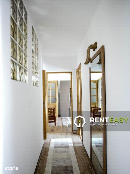 Apartament cu 3 camere în Piața Unirii