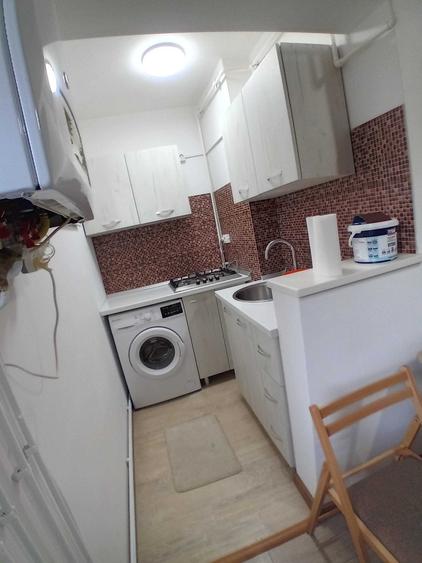 Inchiriez apartament 2 camere - 3