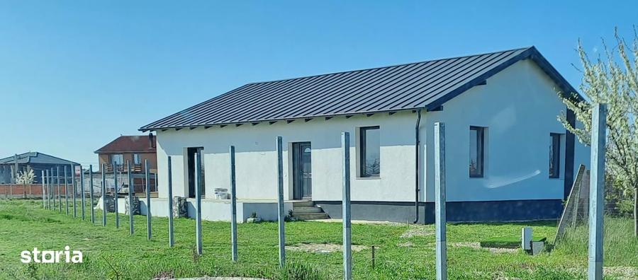 Casă cu 3 camere cu Teren 508 Mp în Nojorid