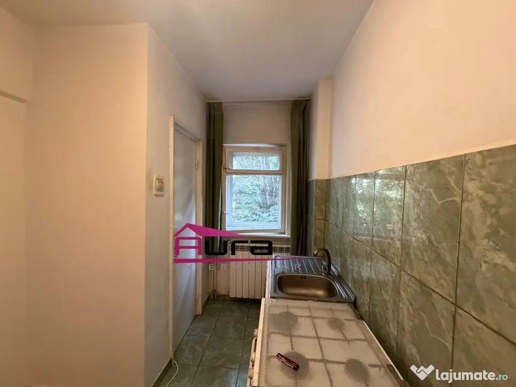 Apartament cu 2 camere decomandat în Piața Nouă