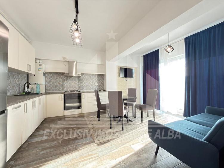 Apartament cu 3 camere decomandat, mobilat în Cetate
