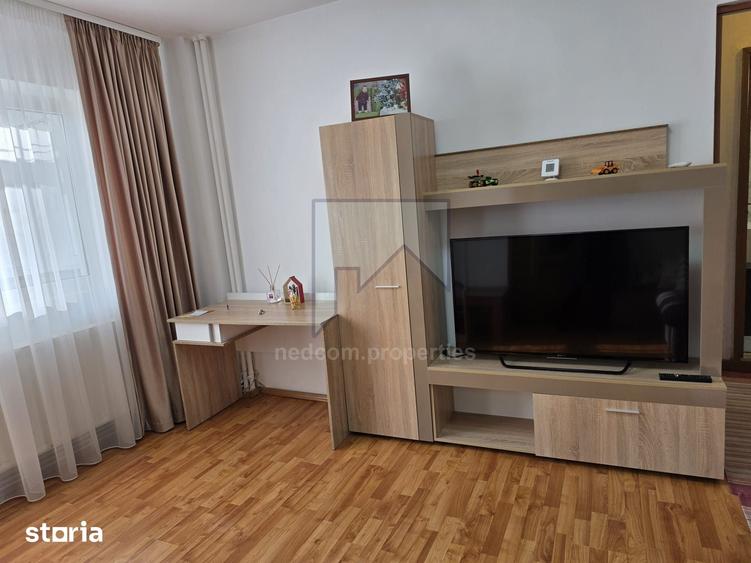 Apartament cu 2 camere semidecomandat în Rahova