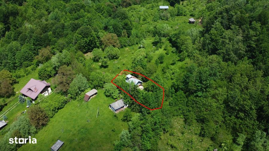 Casă cu 4 camere cu Teren 606 Mp în Bradu
