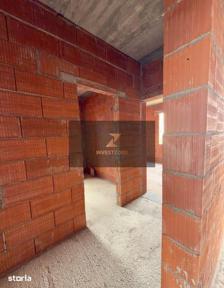 Casă cu 4 camere cu Teren 430 Mp în Biharia