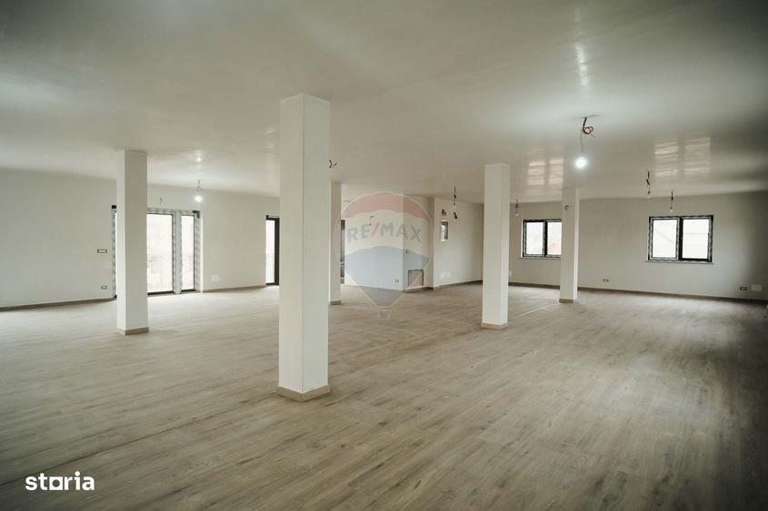 Spațiu comercial, de 200 mp, în Marginea