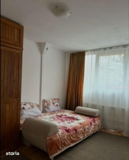 Apartament cu 4 camere în Zorilor