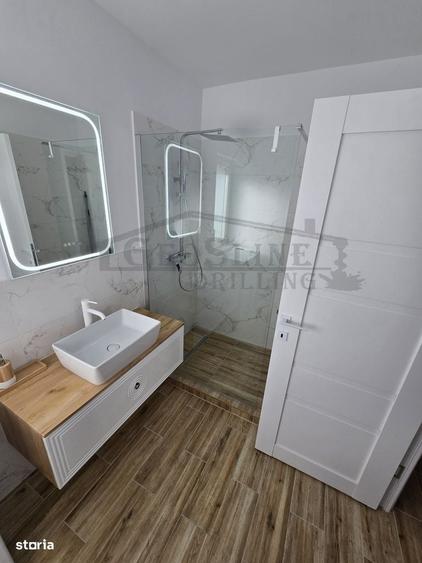 Apartament cu 3 camere decomandat în Baciu